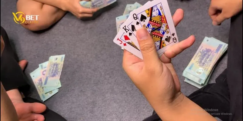 Liêng - Hướng Dẫn Chi Tiết Luật Chơi Cách Chơi Liêng Miễn Phí 2 Tìm hiểu khái niệm Liêng là gì?